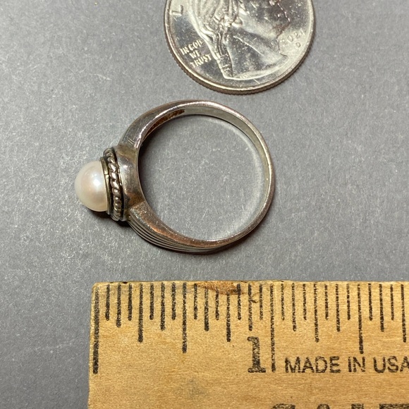 Vintage sterling silver pearl ring size 11.5 - Picture 2 of 5
